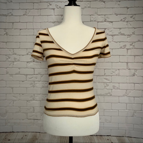 4 for $20 š¤ FOREVER 21 Striped Baby Tee